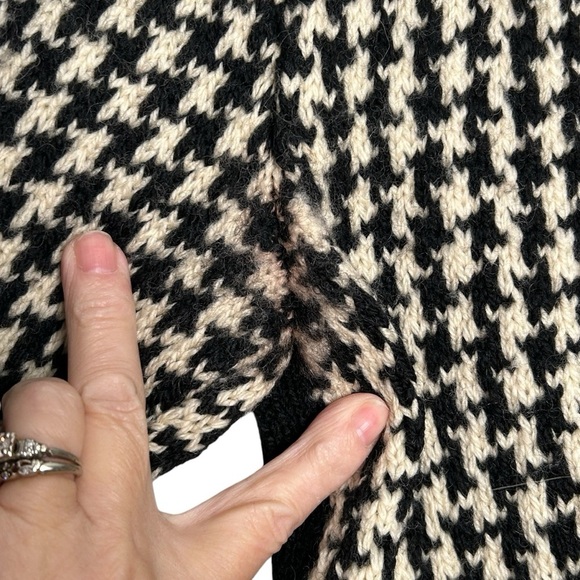 South Wool 100% Virgin Wool Houndstooth Pattern Puff Shoulder Knit Cardigan Sz S - Picture 8 of 9